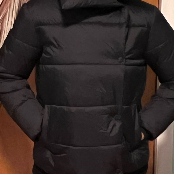 Womens Banana Republic Funnel Neck Puffer Coat Black NWT Sz S - Picture 2 of 3